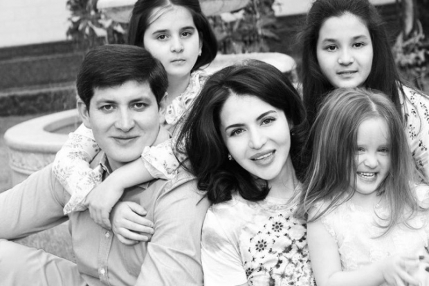 Ўзбекистон Президентининг куёви Instagram’га оилавий суратини жойлади