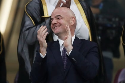 ФИФА Қатарни жаҳон чемпионатидан маҳрум қилишни режалаштирмоқда