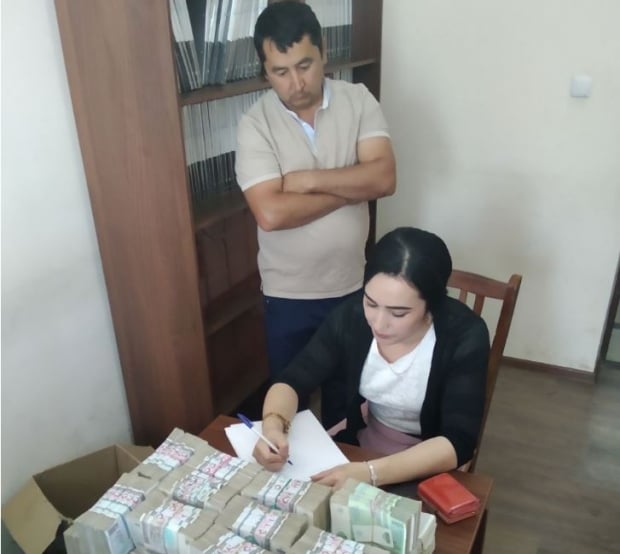 Қарздор фарзанди таъминоти учун бир йўла 56 миллион сўм тўлади