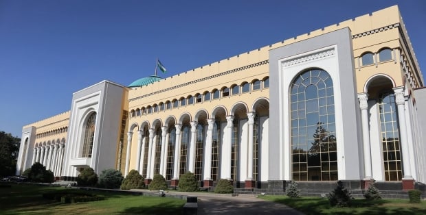 Ташқи ишлар вазирлиги Кореяга кетаётган ўзбекистонликларни огоҳлантирди