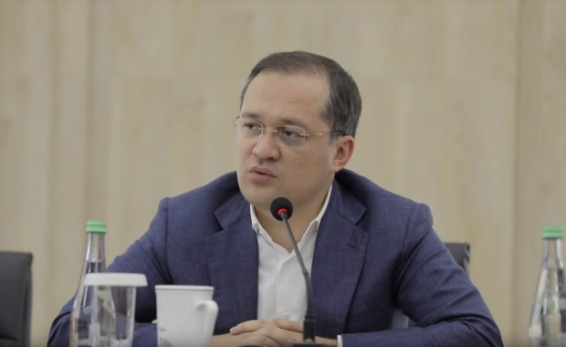 Komil Allamjonov: «So‘z erkinligi - birovni haqorat qilish mumkin degani emas» (video)