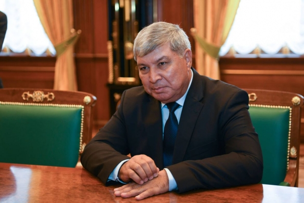 Бош вазир собиқ ўринбосари завод директори этиб тайинланди