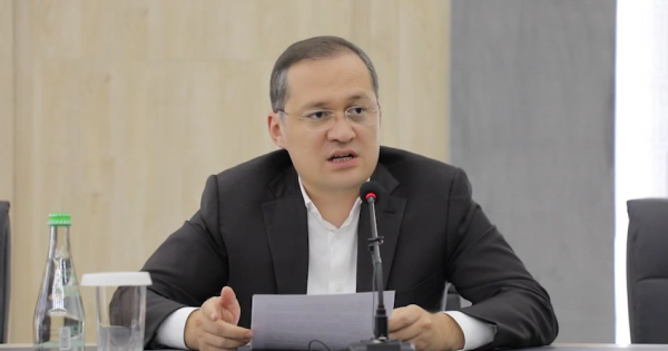 Комил Алламжонов расмий баёнот билан чиқди (видео)