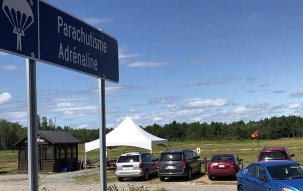 Kanadada ayol 1,5 km balandlikdan qulab, omon qoldi