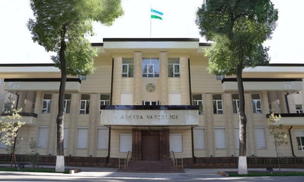 Adliya vazirligining vakolatlaridan biri qisqaradi