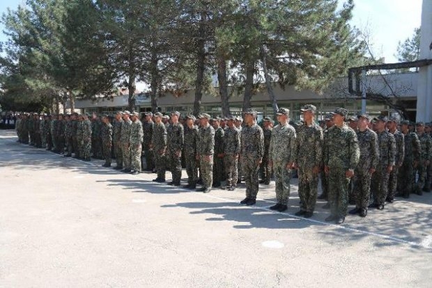 Муддатли ҳарбий хизматга чақирув вақтини ўзгартириш ҳақидаги қонун Сенат тасдиғидан ўтди