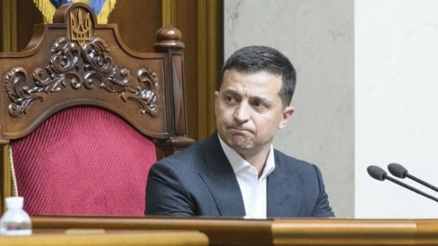 «Hammasi kuzda boshlanadi» — Zelenskiy prezidentlikning 100 kuni haqida intervyu berdi