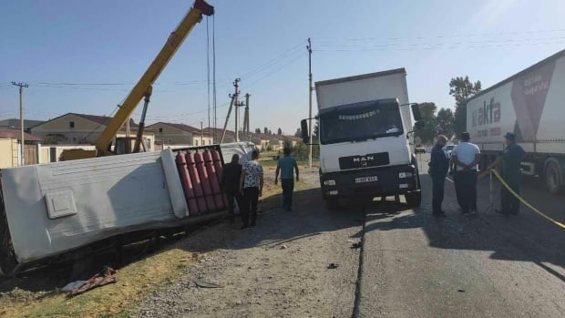 Samarqand viloyatida avtobus va yuk mashinasi to‘qnashdi