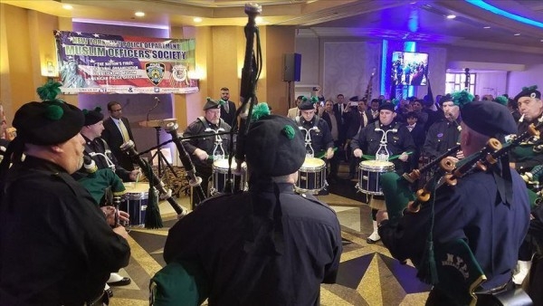 Нью-Йоркда мусулмон полициялар тақдирланди