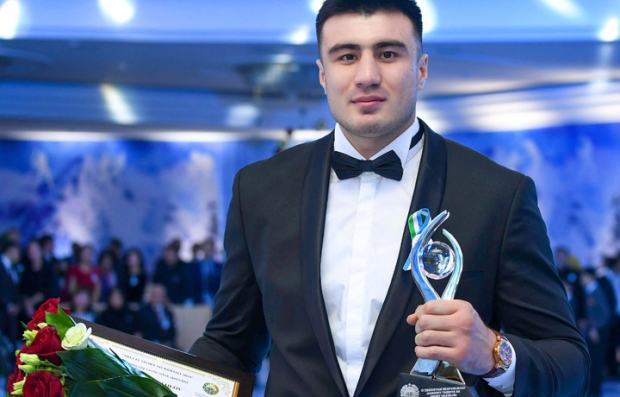 Bahodir Jalolov Tayson Fyuriga javob qaytardi