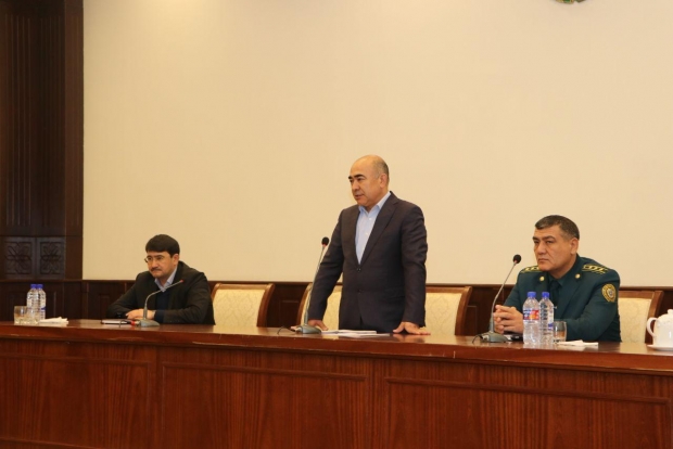 Зойир Мирзаев Қашқадарё вилояти клубларининг раҳбарлари билан учрашди