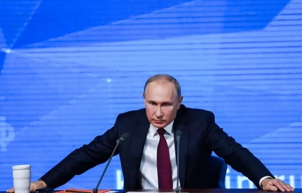 Таниқли иқтисодчи президент Путиннинг фикрини танқид қилди