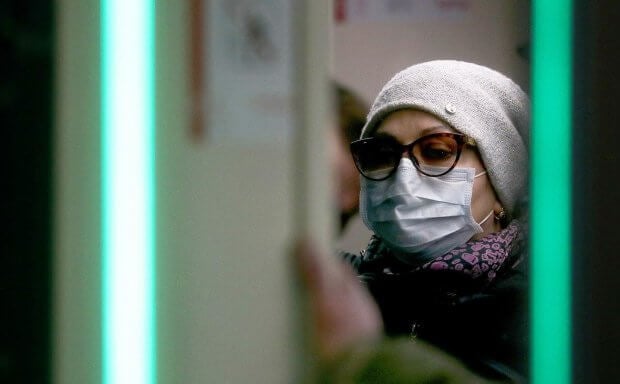 Коронавирусга қарши вакцинани одамларда синаб кўриш бошланди