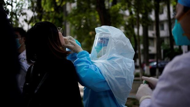 Хитойда бир суткада коронавирусга чалиниш билан боғлиқ саккизта ҳолат қайд этилди