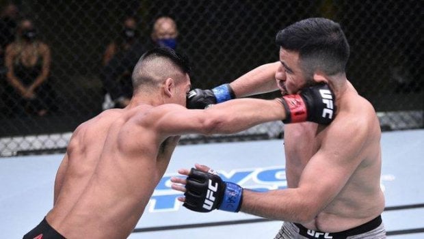 O‘zbekistonlik Zarruh Adashev UFC’dagi debyut jangida 32 soniya ichida nokautga uchradi
