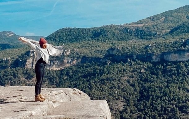 Ispaniyada turistlar uchun koronavirusdan himoyalangan plyaj paydo bo‘ldi (foto)