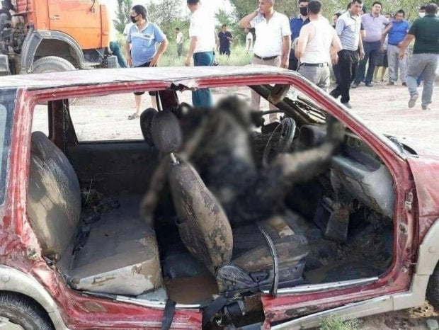 Хоразмда автомобиль рулига занжирбанд ҳолда сув остидан топилган ҳайдовчи ўз жонига қасд қилгани аниқланди