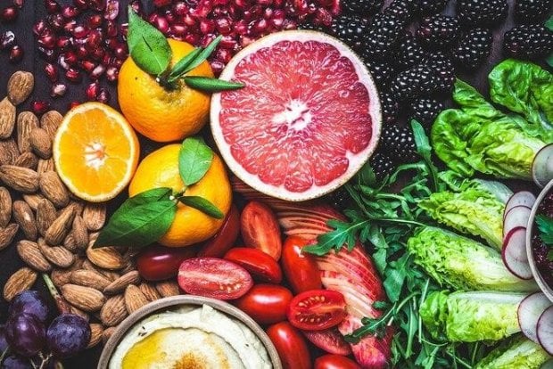 Meyve ve sebzelerin tedavi edebileceği 7 hastalık