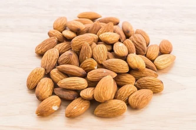 Bademin insan sağlığı için faydalı özellikleri