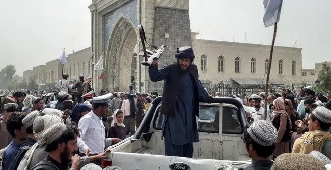 Dunyo «Tolibon»ning Afg‘onistondagi g‘alabasiga qanday munosabat bildirdi?