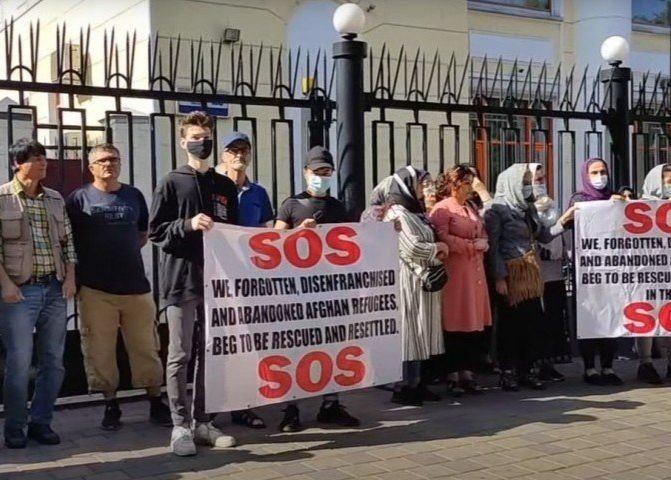 Бишкекда афғонистонлик қочқинлар норозилик намойиши ўтказди