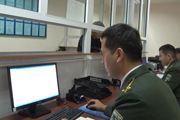 Божхона расмийлаштируви муддати 3 кундан 1 кунга қисқартирилади