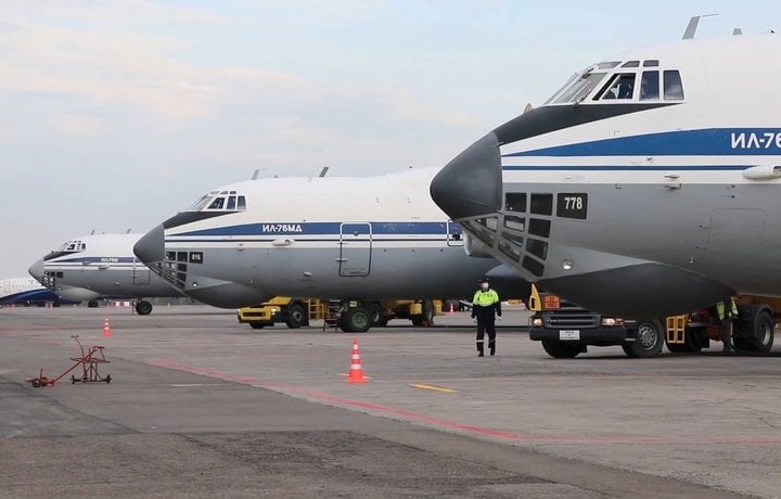 Rossiya evakuatsiya uchun Kobulga 4 ta samolyot yubormoqda