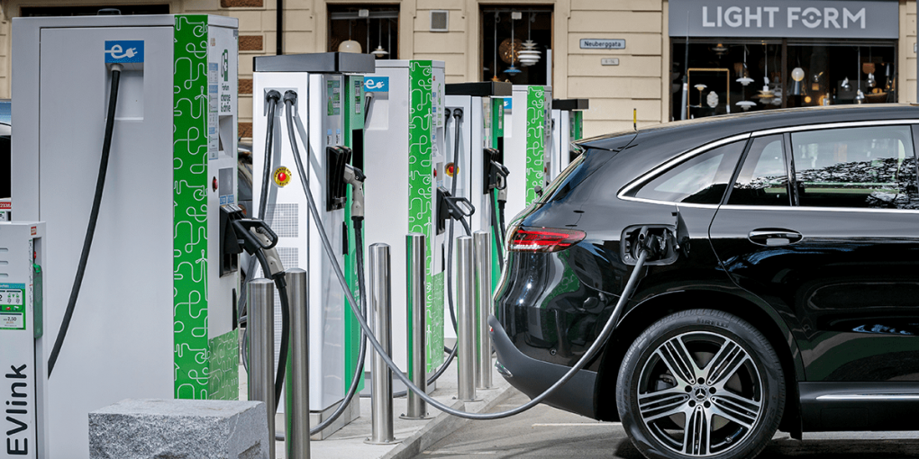 Yil yakuniga qadar avtomobillarni energiya bilan quvvatlaydigan shoxobchalar soni 50 taga yetkaziladi