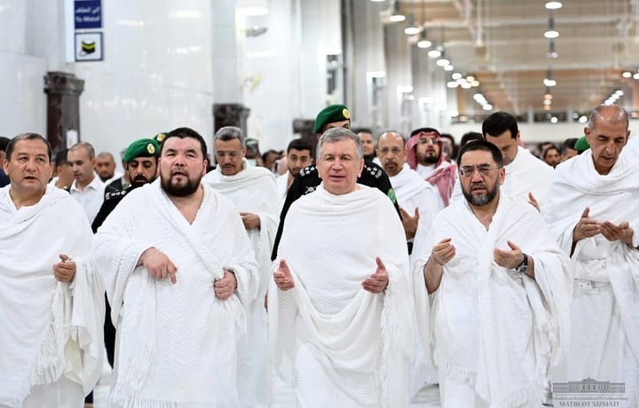 Президент Умра зиёратини амалга оширди (фото)