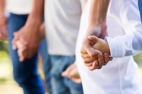 Қизини онасига олиб бериш жараёнида оила ярашишига эришилди