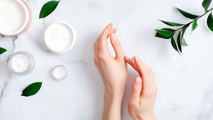 Ellerin karıncalanma ve ağrı nedenleri ve sorunu çözme yöntemleri