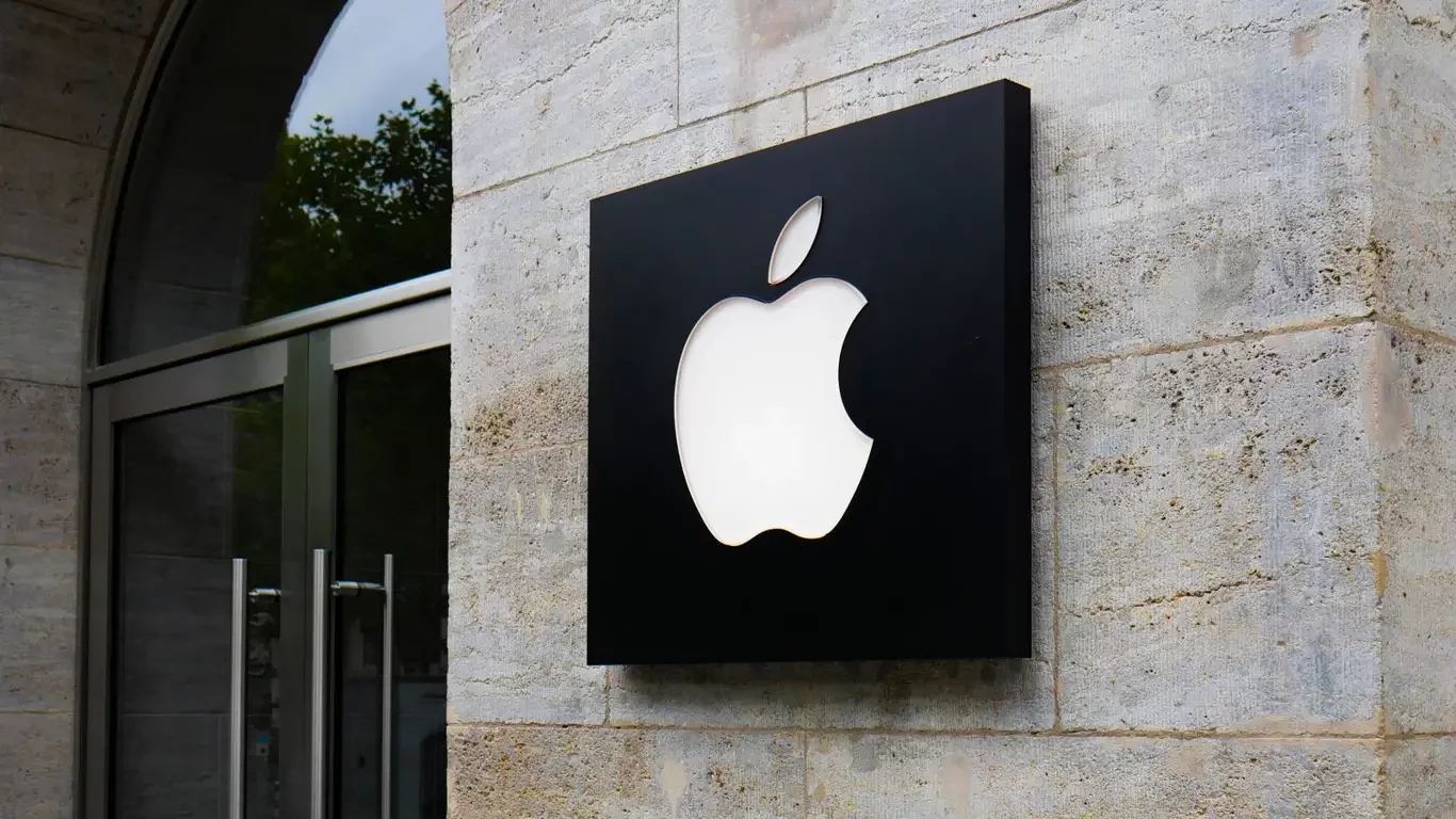 Apple Watch Ultra 3 will support 5G and satellite messaging