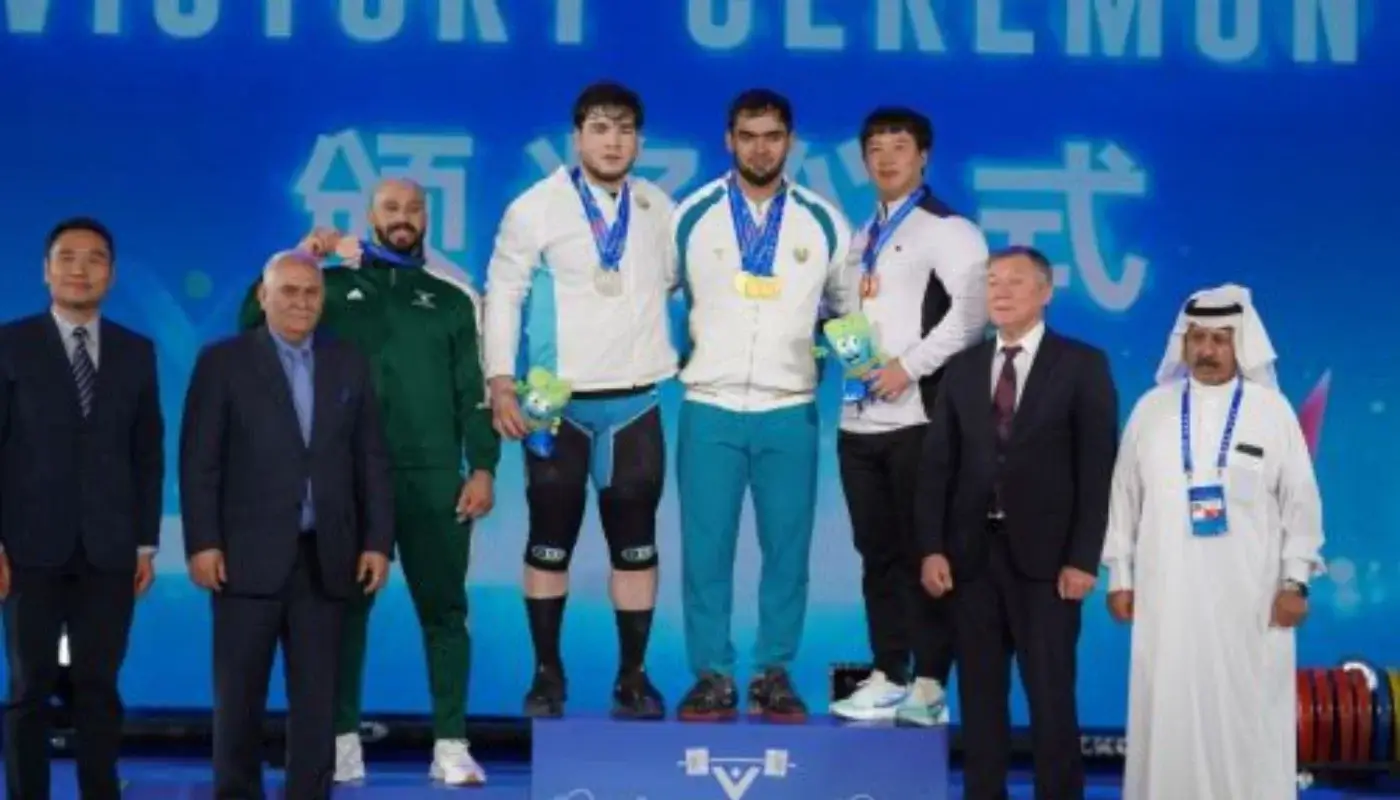 Akbar Juraev Asya Şampiyonası'nı kazandı, Özbekistan madalya toplamaya devam ediyor