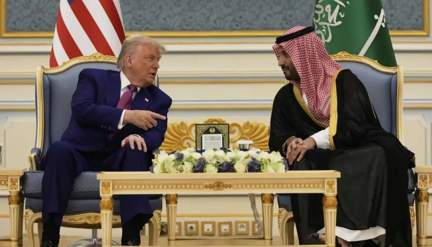Доналд Трамп Сурияга нисбатан санкцияларни бекор қилмоқчи: «Сурияга тикланиш учун имкон берамиз»