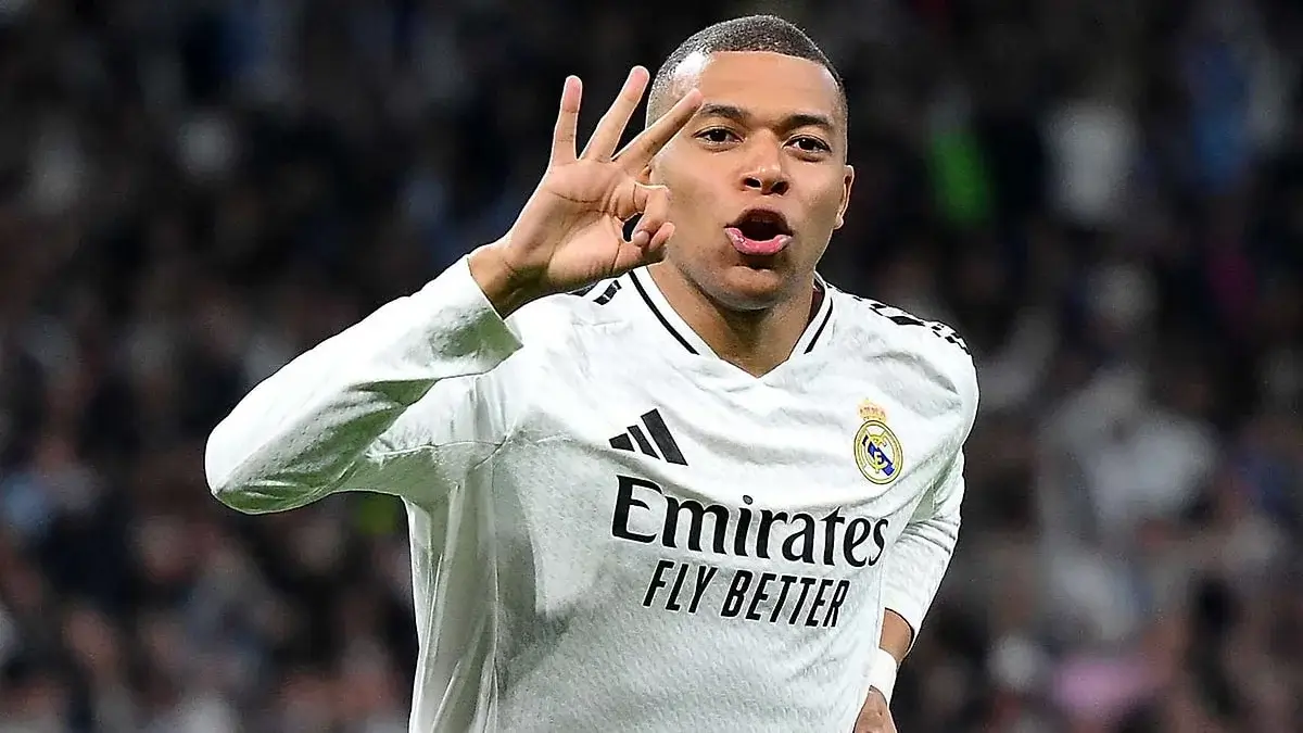 Kylian Mbappe leads the way in the Golden Boot race