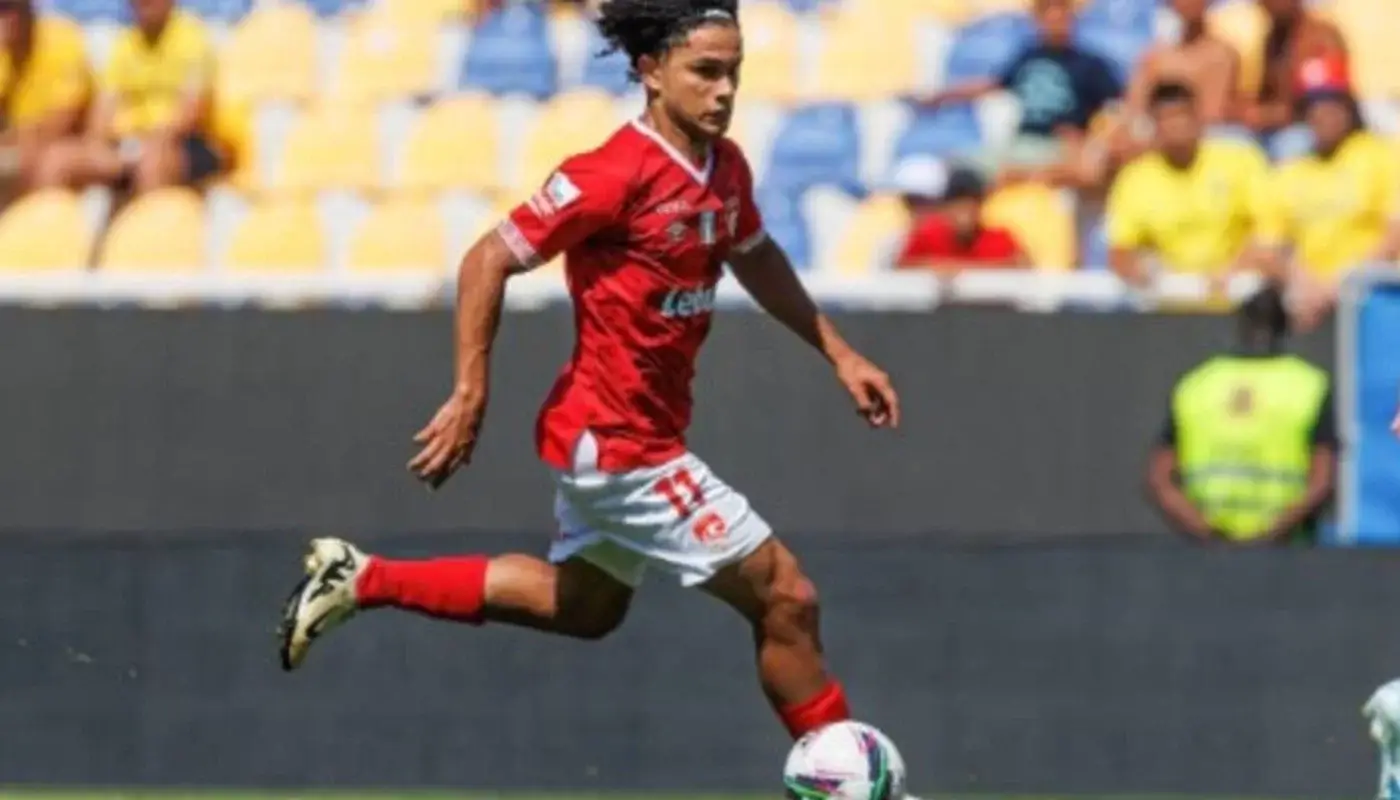 The striker from Santa Clara has set a new world record - he ran at a speed of 40.3 km/h!