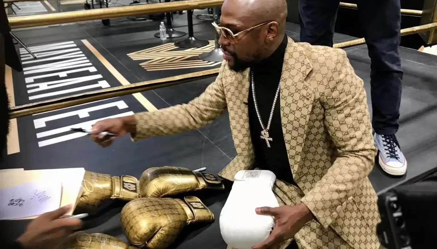 Is Floyd Mayweather bankrupt? The boxing legend denied the journalist's report